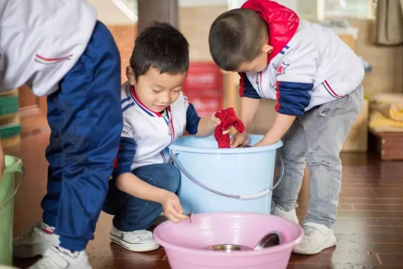 幼儿德育习劳课堂