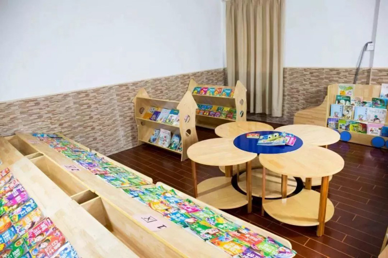 东方贤德幼儿园阅览室 东方贤德幼儿园阅览室