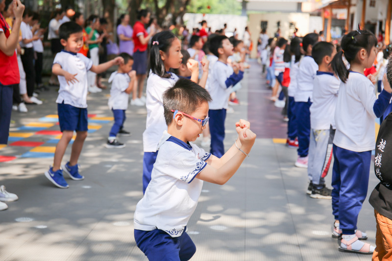 幼儿晨练武术启蒙活动 幼儿晨练武术启蒙活动