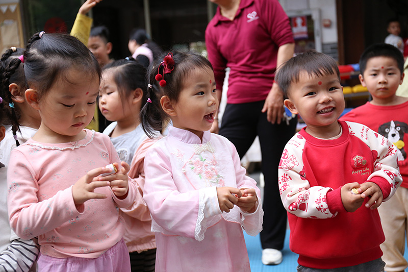 开学第一天的孩子们 开学第一天的孩子们